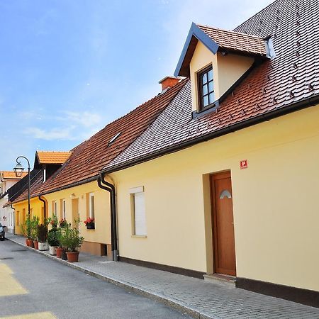 Apartment Gasa Brezice Phòng bức ảnh